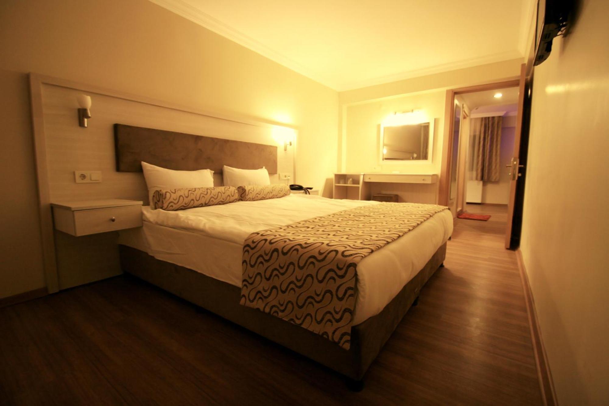 Grand Zeybek Hotel Izmir Eksteriør billede