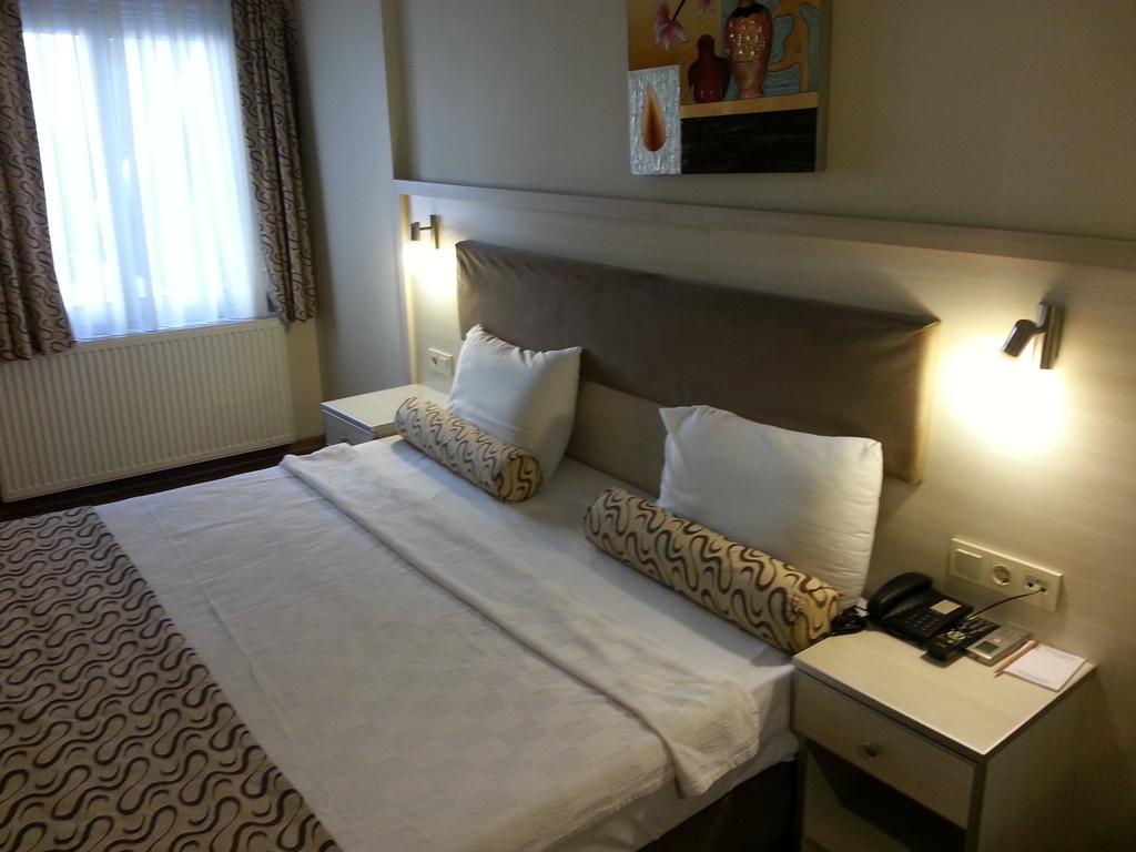 Grand Zeybek Hotel Izmir Eksteriør billede