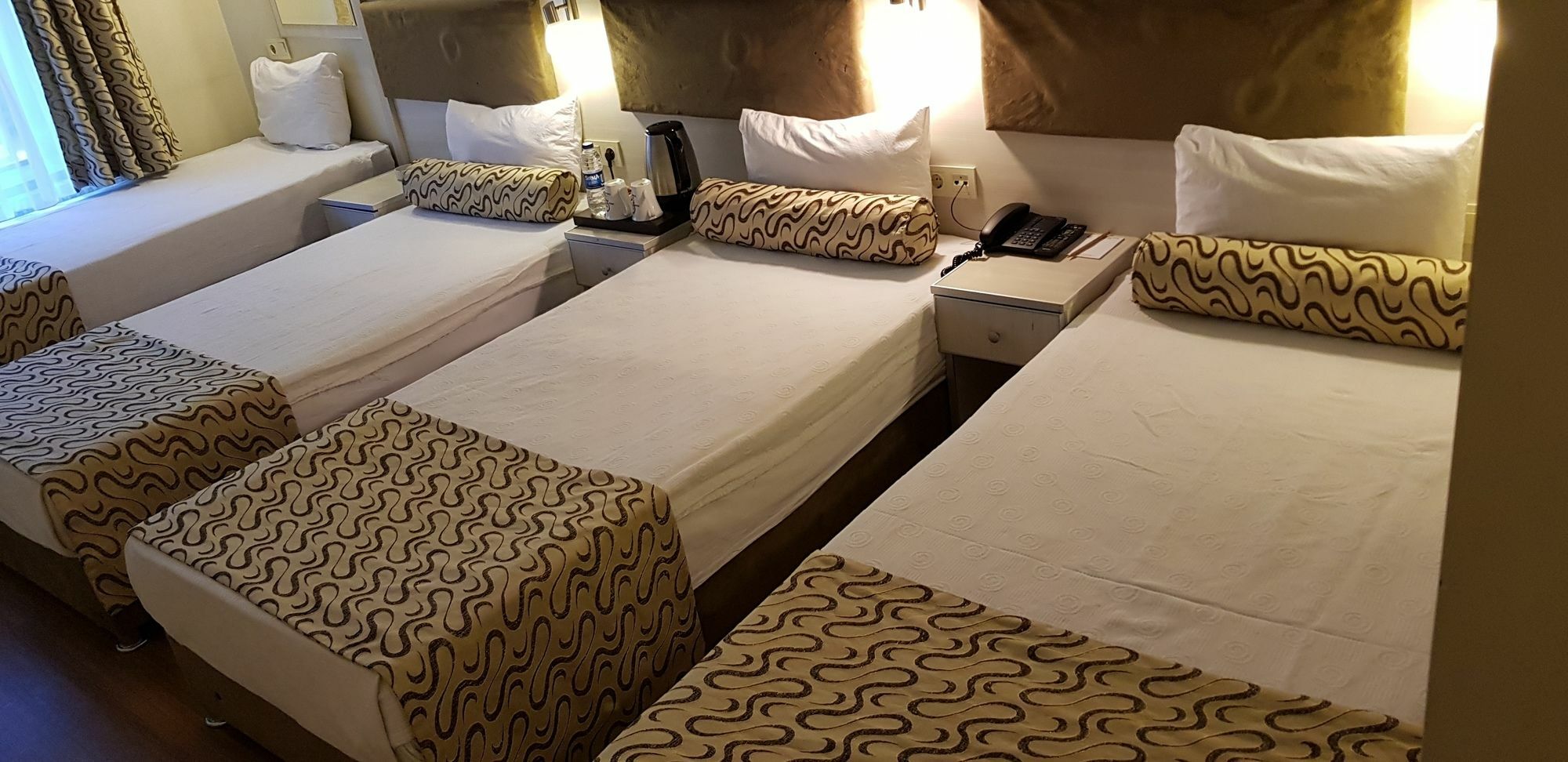 Grand Zeybek Hotel Izmir Eksteriør billede