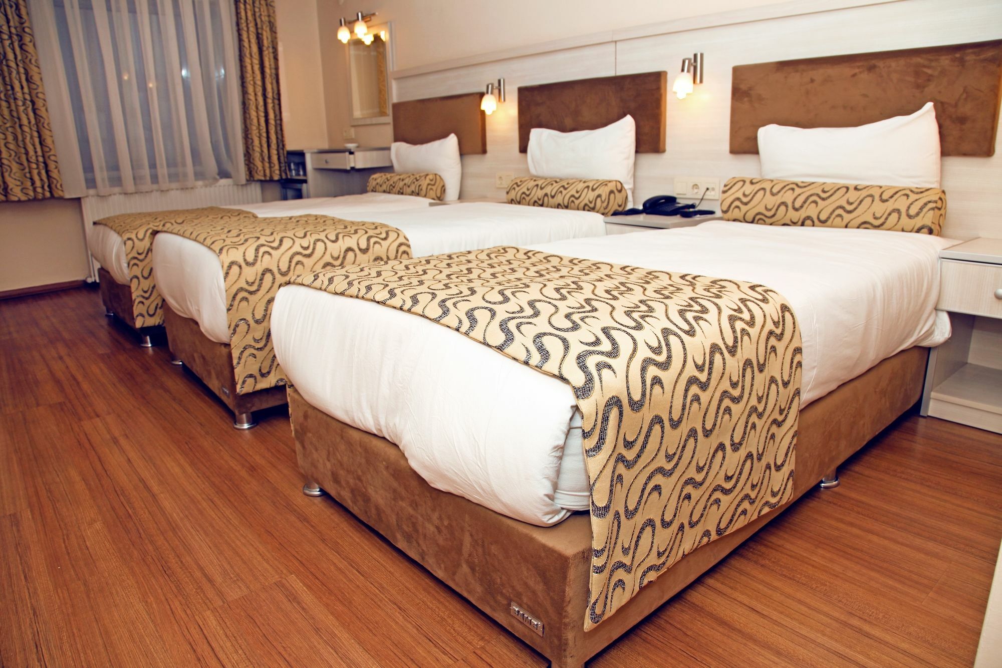 Grand Zeybek Hotel Izmir Eksteriør billede