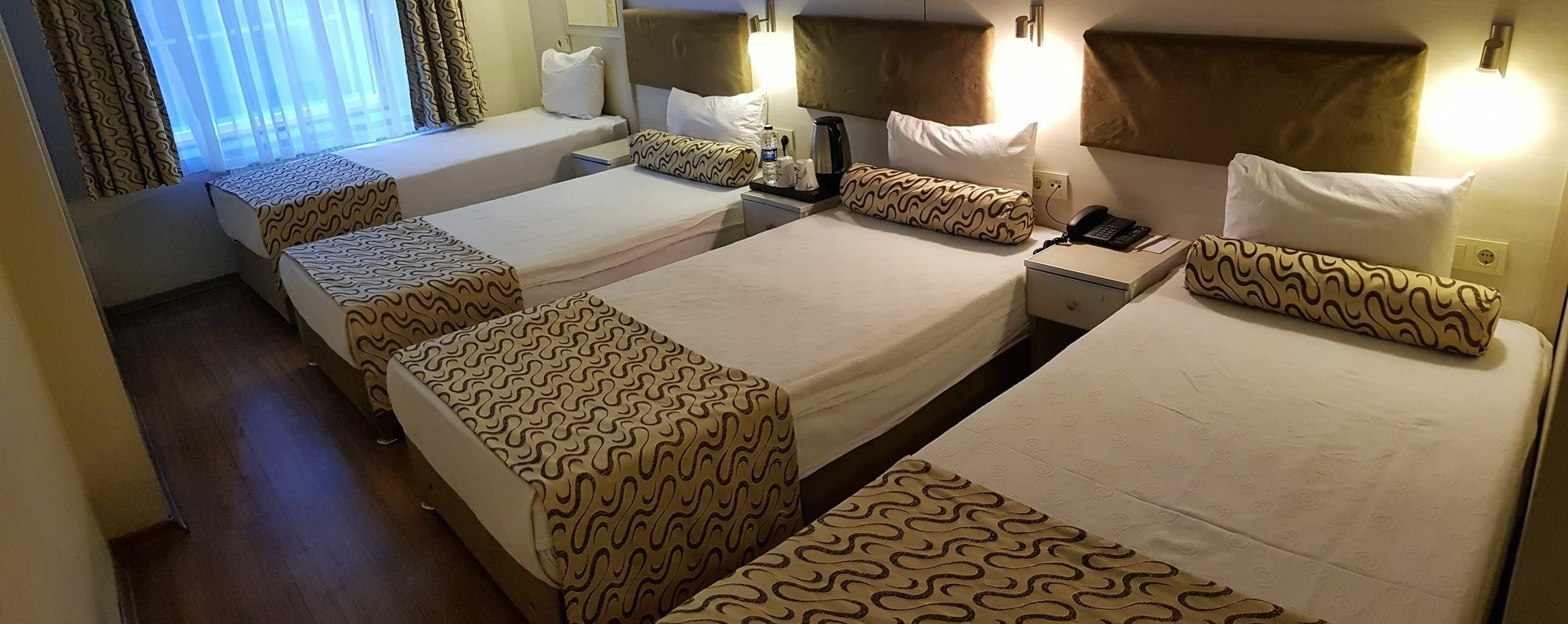 Grand Zeybek Hotel Izmir Eksteriør billede
