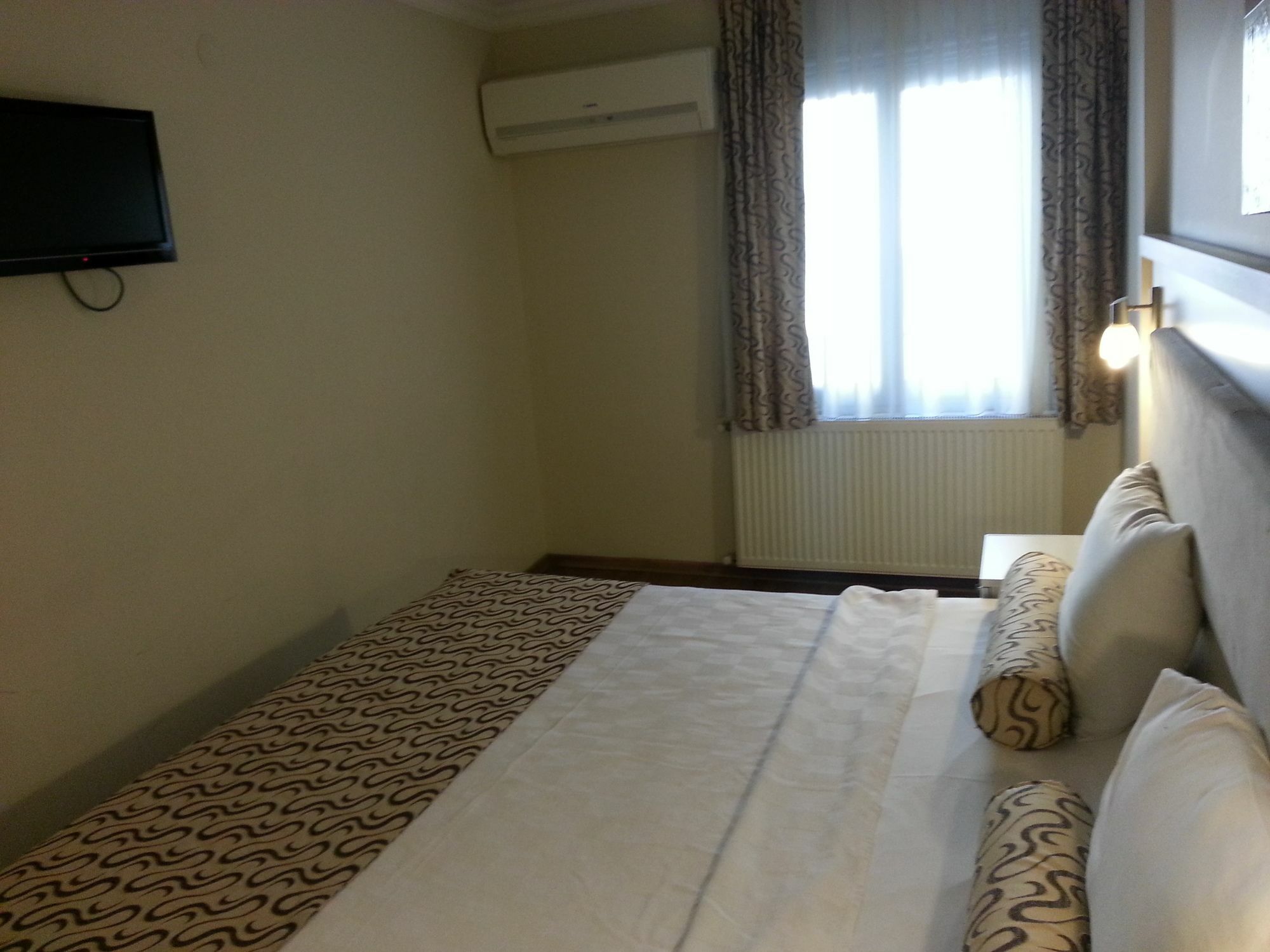 Grand Zeybek Hotel Izmir Eksteriør billede
