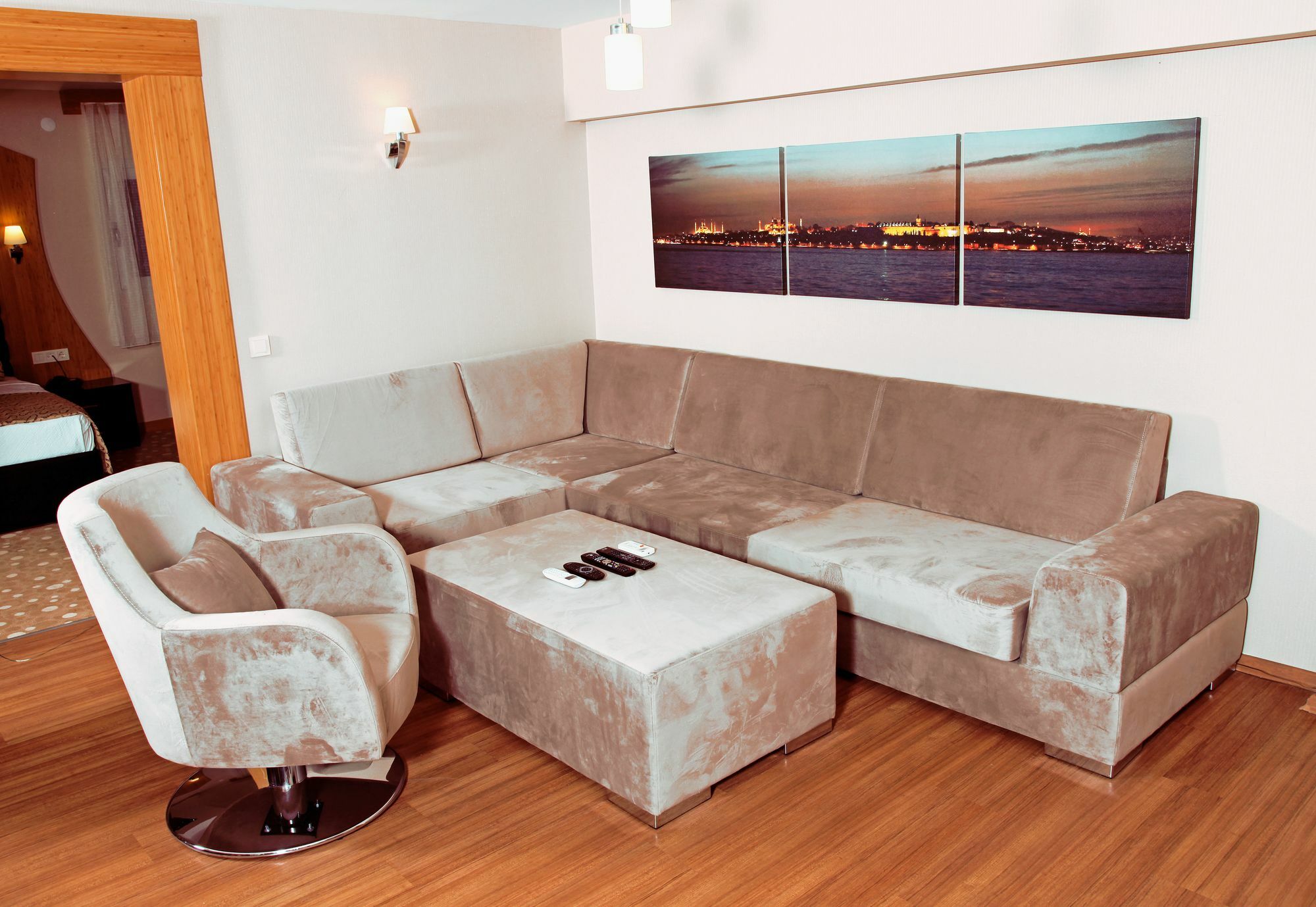 Grand Zeybek Hotel Izmir Eksteriør billede