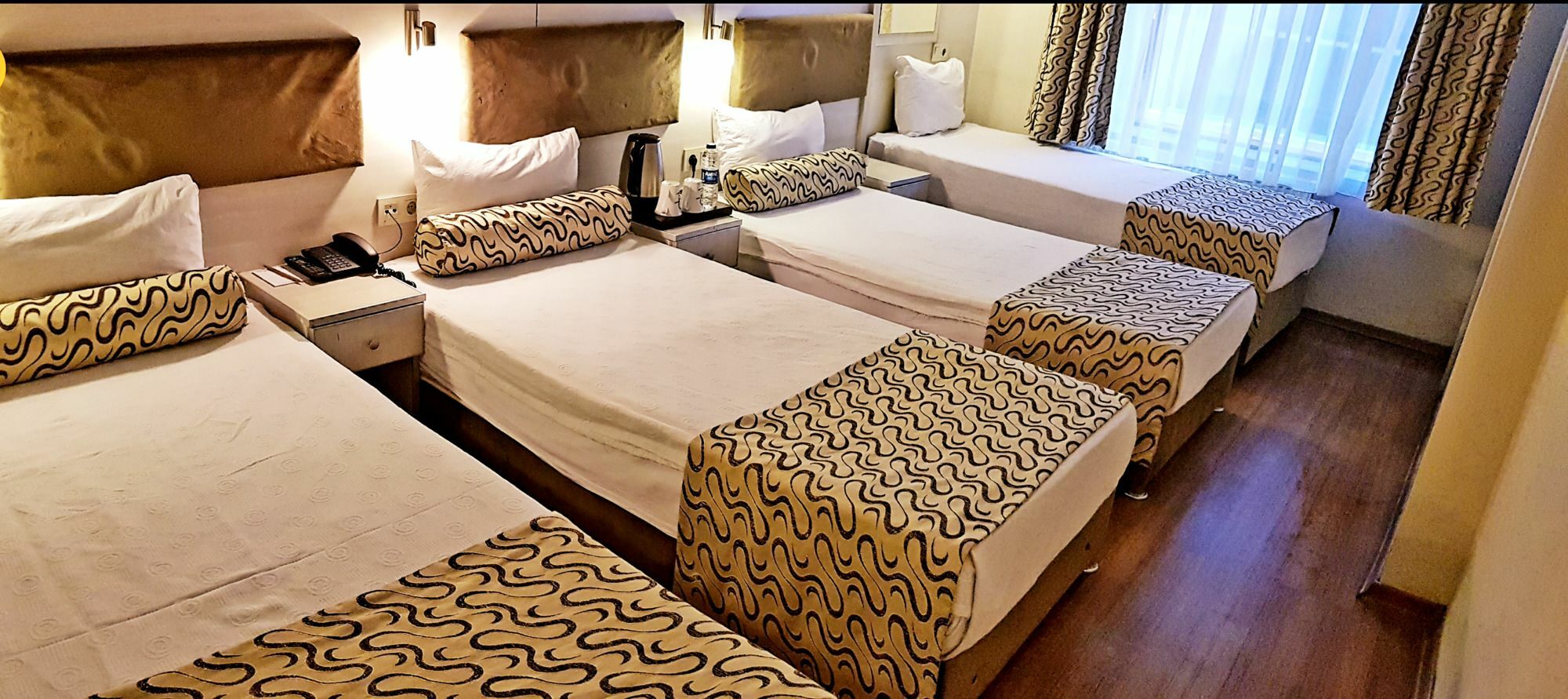 Grand Zeybek Hotel Izmir Eksteriør billede